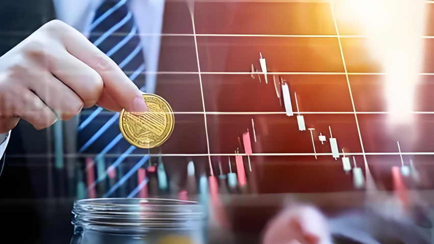 Indian Rupee Expected to Devalue by 3% in 2024